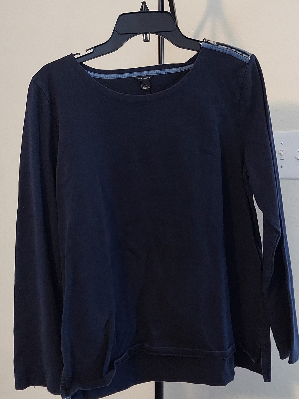 Ann Taylor Navy Long-Sleeve Crewneck Top